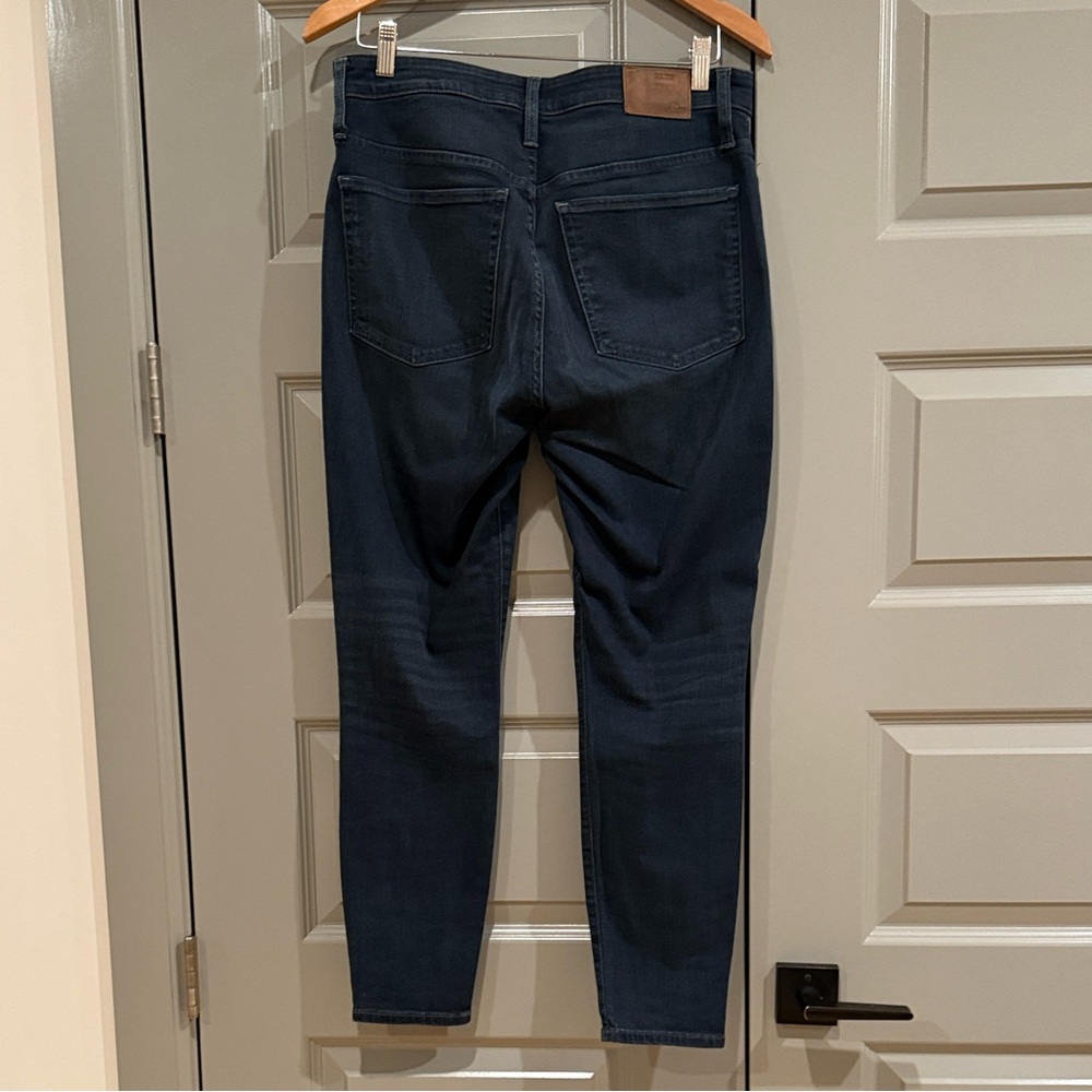 LAST CALL! J. Crew Curvy Toothpick Dark Wash Jeans - Picture 5 of 8